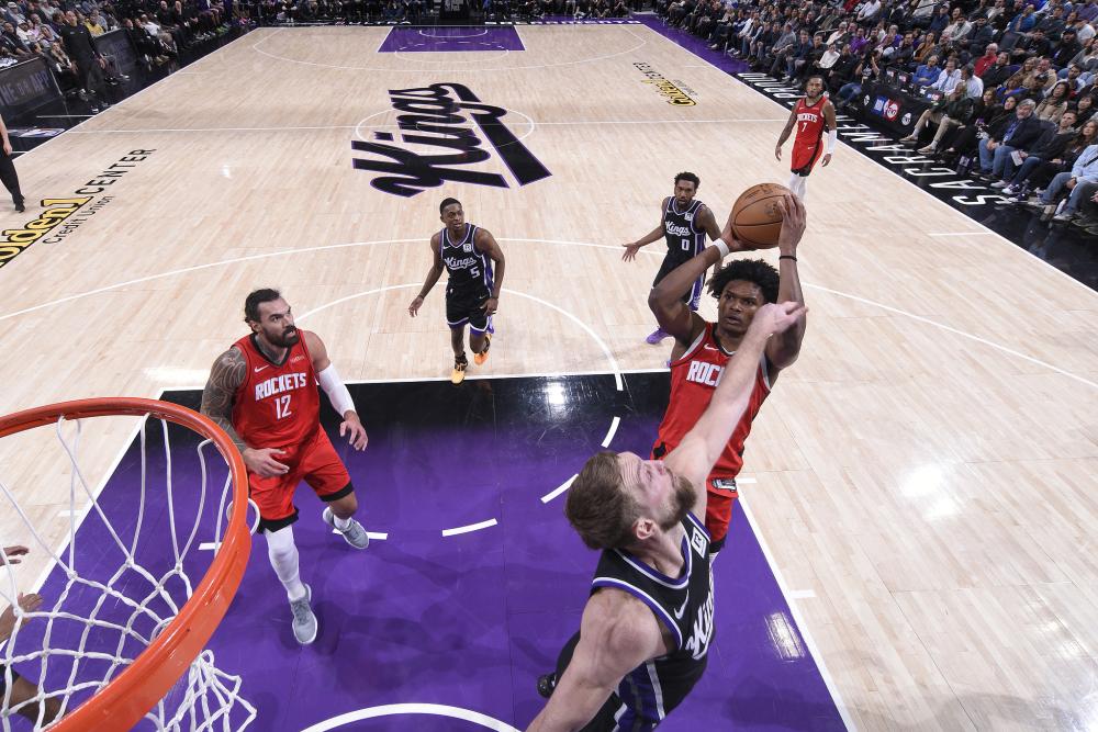 际舞台上展 际舞台上展