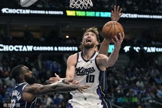 本在现代足 本在现代足