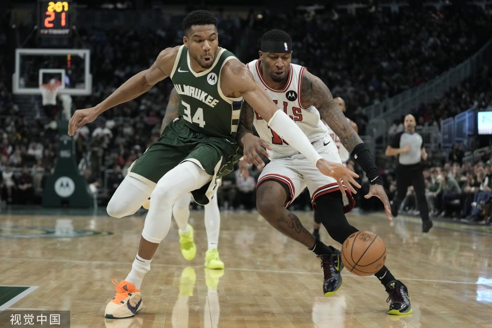 他完成三次 他完成三次